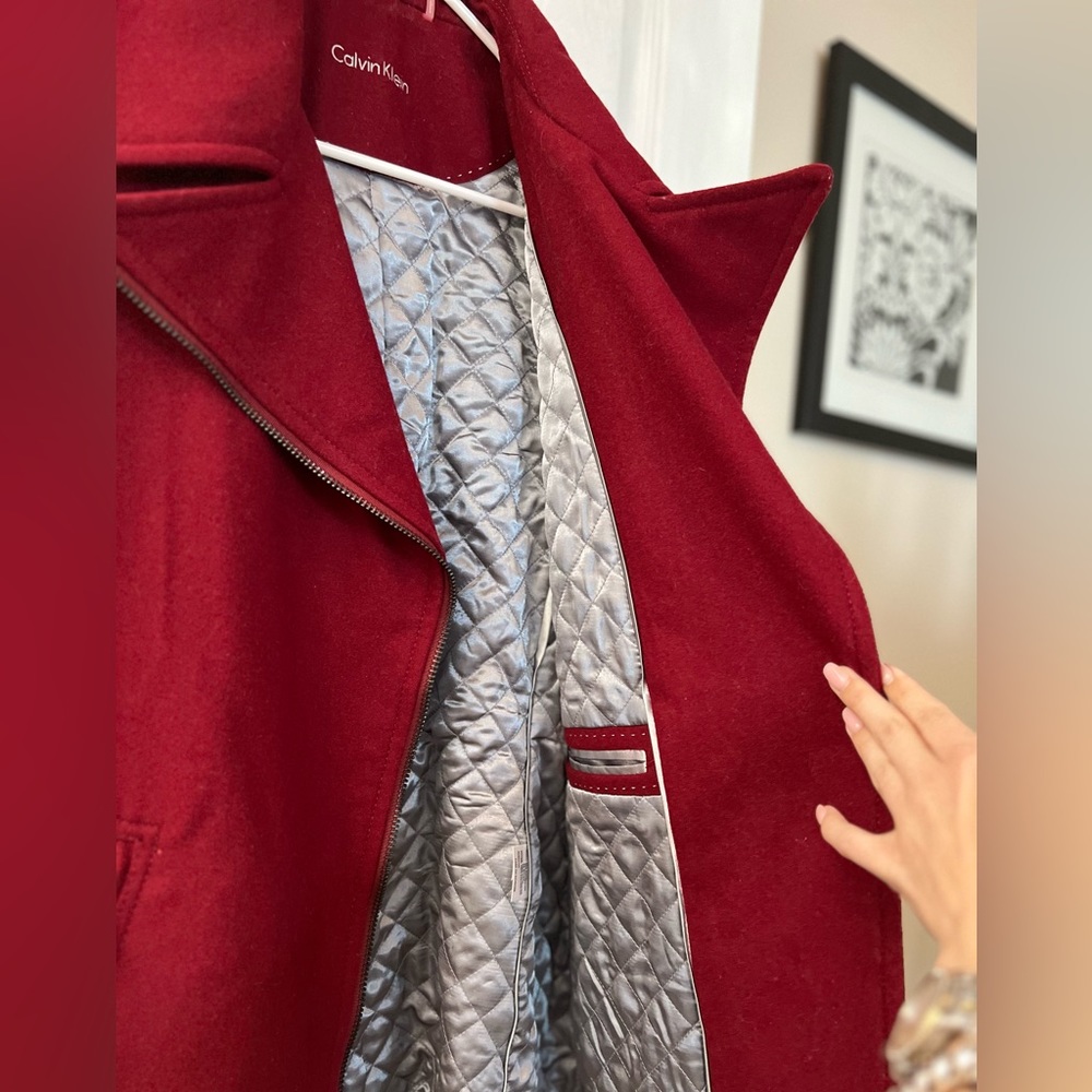 Calvin Klein Red Coat size Small. Asymmetrical zip up coat/lined warm jacket - Picture 3 of 16